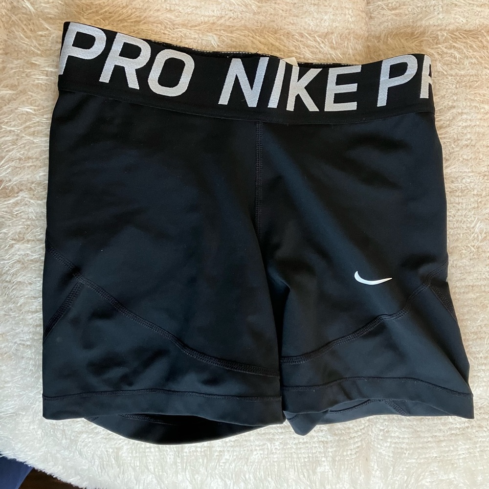 Nike dry fit shorts. Small.